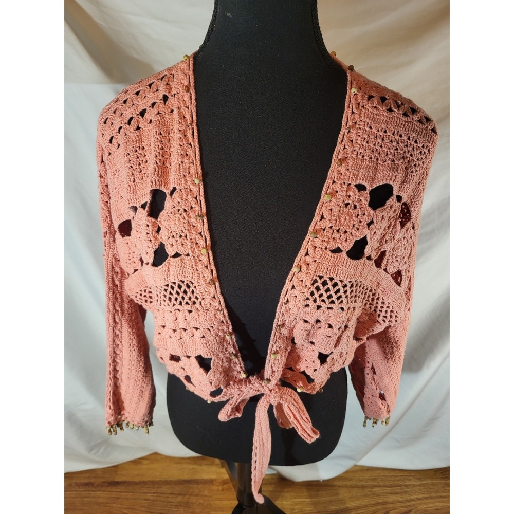 Lauren Hansen Size XL Crochet Coral Pink Tie Front Crop‎ Sweater Boho Wood Beads